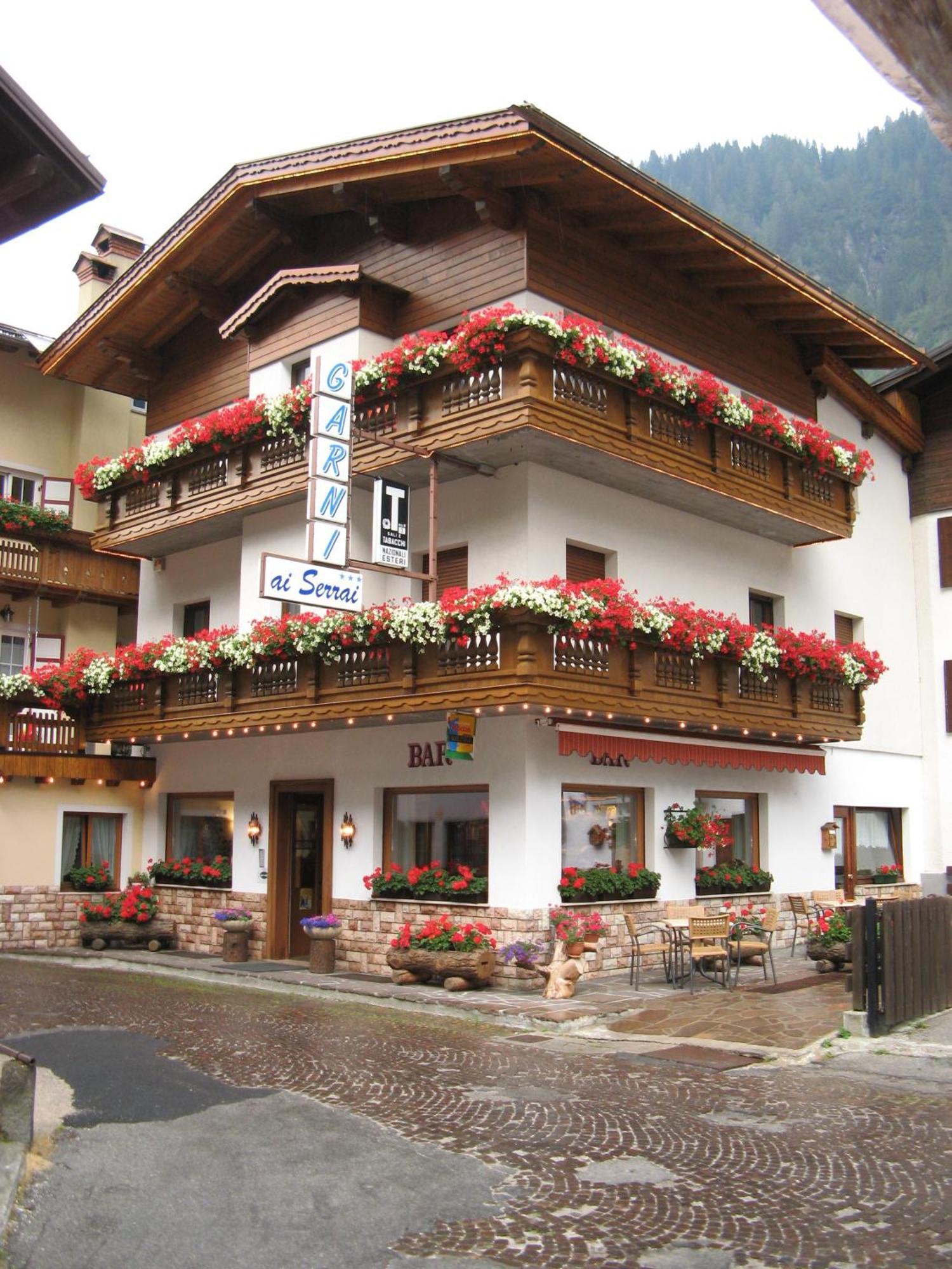 Hotel Garni Ai Serrai Rocca Pietore Exterior photo